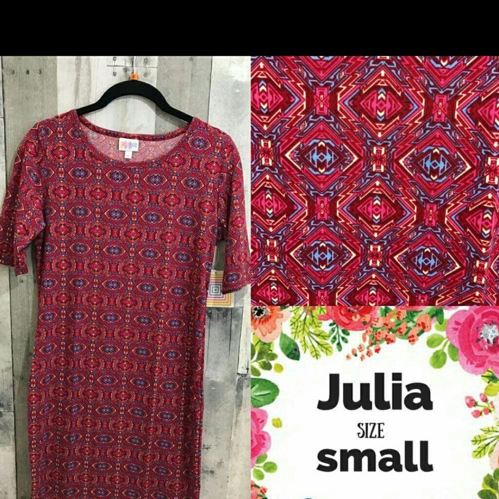 NEW DRESS SMALL LULAROE JULIA